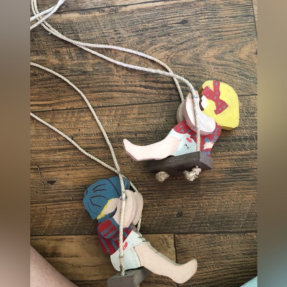 2 Vtg Boy Girl Swinging Wood Figurines 6” Tall Sun bonnet Sue Folk Art Granny